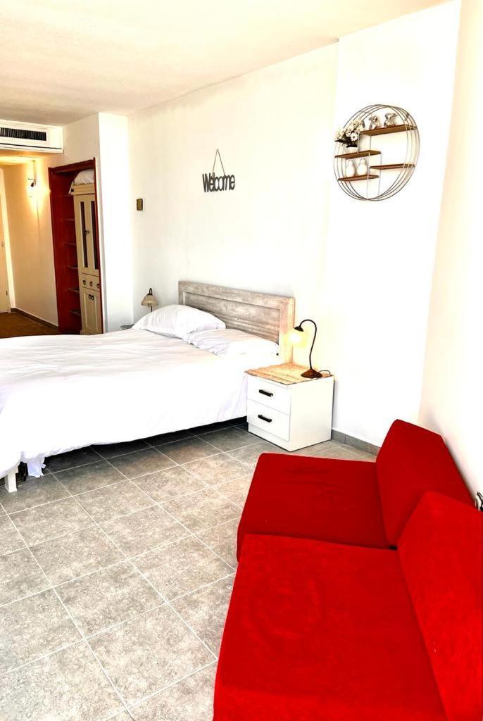 Raphael Apartments Herzelia Екстериор снимка