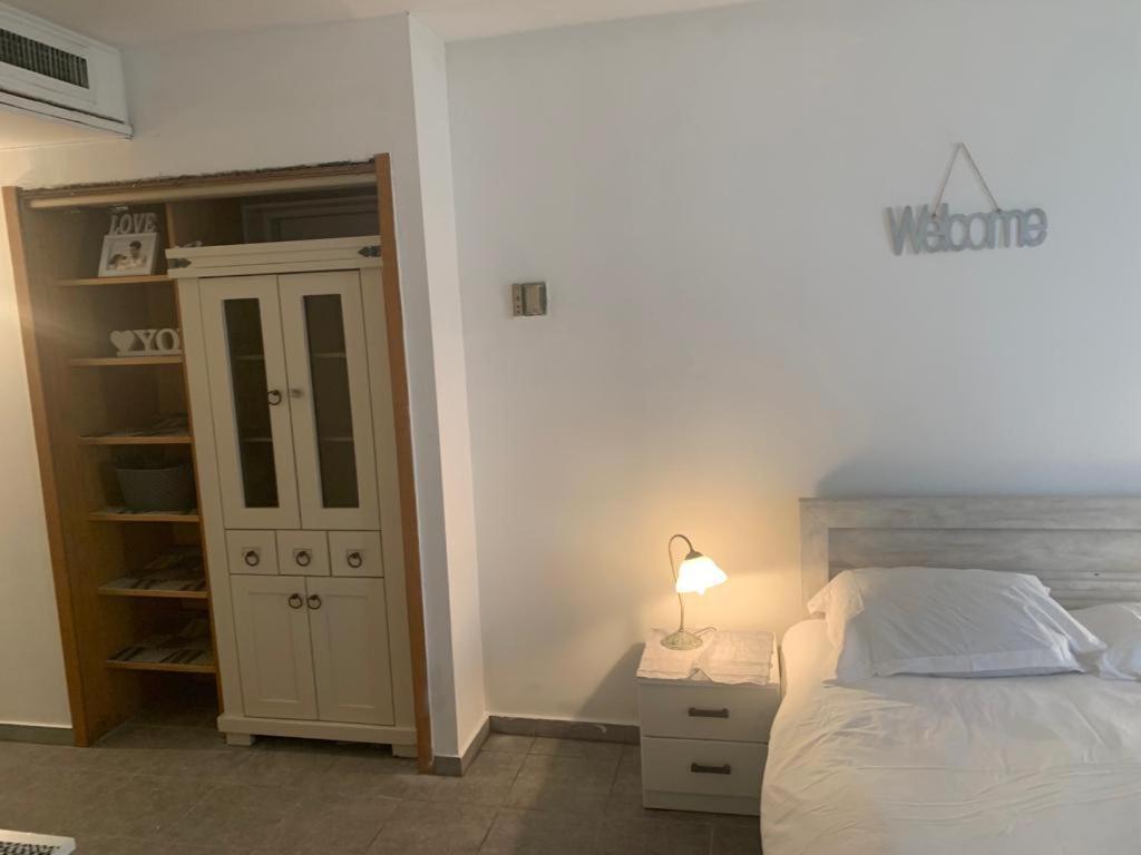 Raphael Apartments Herzelia Екстериор снимка