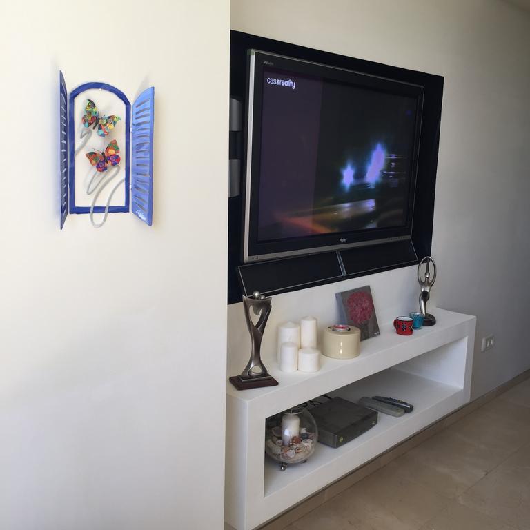 Raphael Apartments Herzelia Екстериор снимка